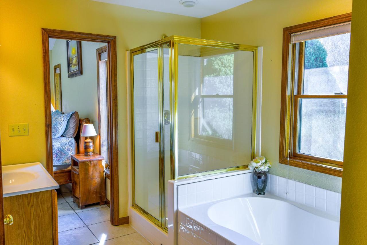 فيلا Meadow Creek Manor Whittier المظهر الخارجي الصورة