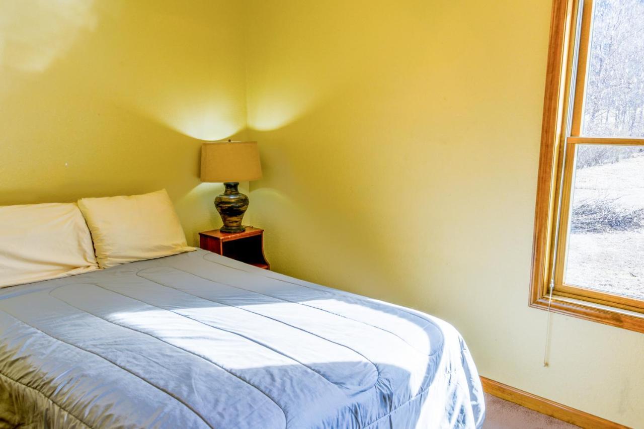 فيلا Meadow Creek Manor Whittier المظهر الخارجي الصورة