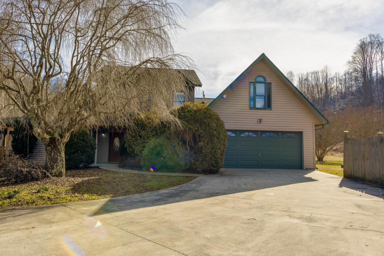 فيلا Meadow Creek Manor Whittier المظهر الخارجي الصورة